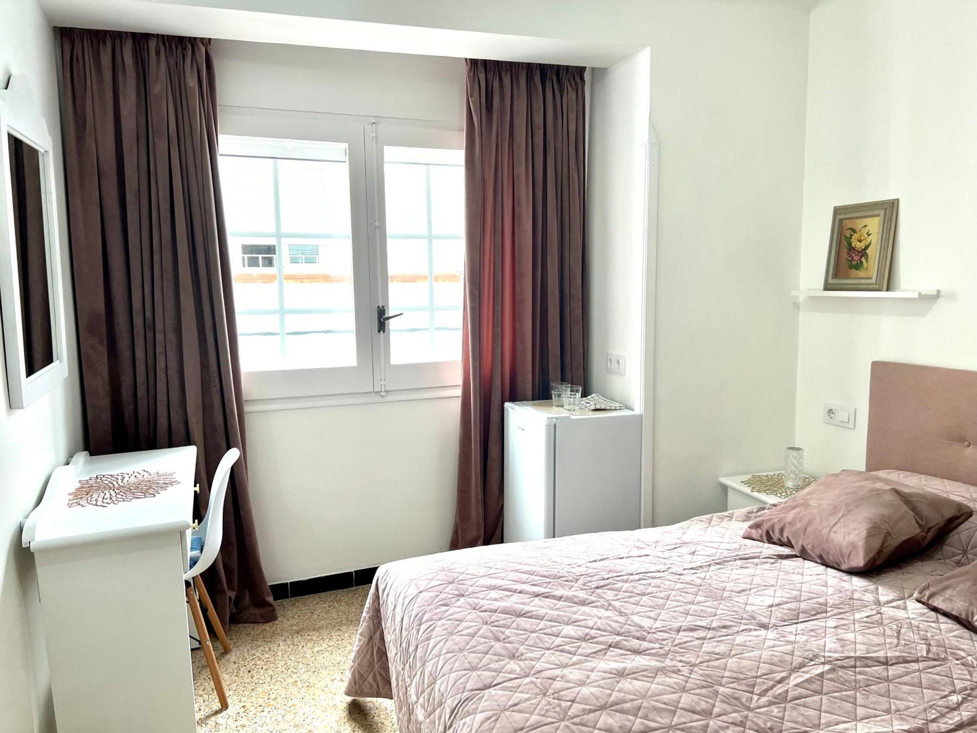 Escondite Central Con Terraza Compartida En La Azotea Roses Exterior foto