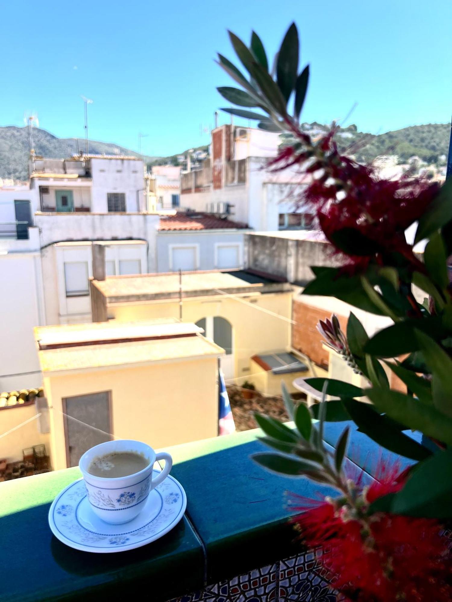 Escondite Central Con Terraza Compartida En La Azotea Roses Exterior foto
