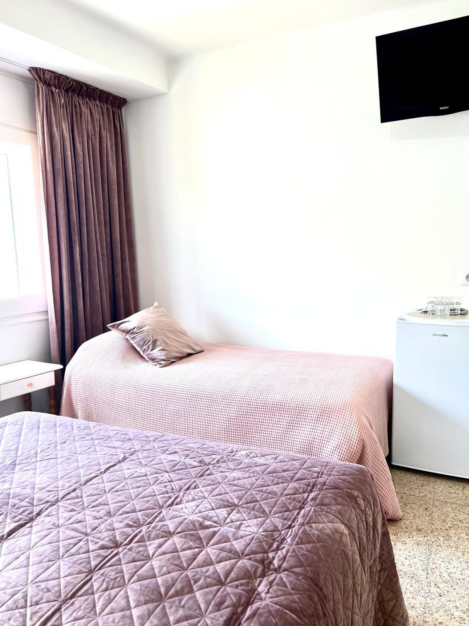 Escondite Central Con Terraza Compartida En La Azotea Roses Zimmer foto
