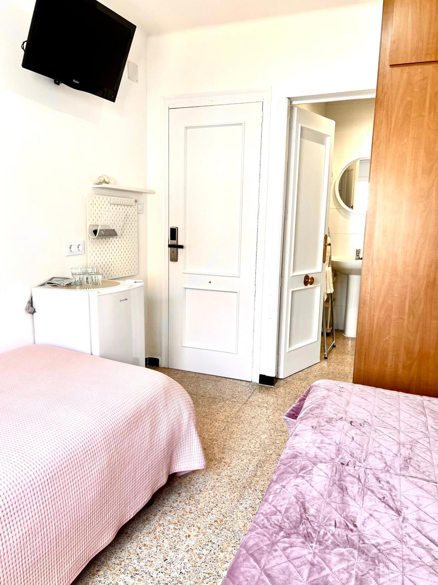 Escondite Central Con Terraza Compartida En La Azotea Roses Zimmer foto